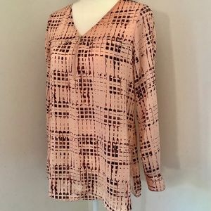 🏷NWT APT 9 Peach & Eggplant Blouse